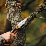 Fiskars-Πριόνι-κηπουρού-με-συρόμενη-λεπίδα-Xtract™-SW73