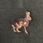 Σκούφος-Πλεκτός-Χακί-με-κέντημα-Λαγό-www.vasadis.shop