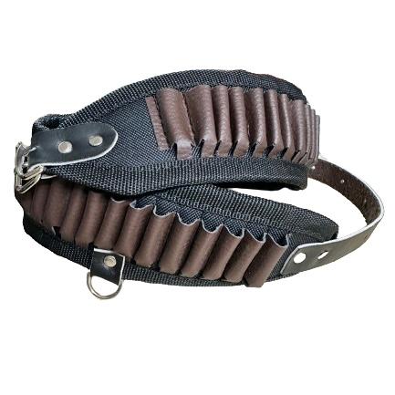 Φυσιγγιοθήκη για φλόμπερ 9mm 50 θέσεων κλειστή από καφέ δέρμα.
